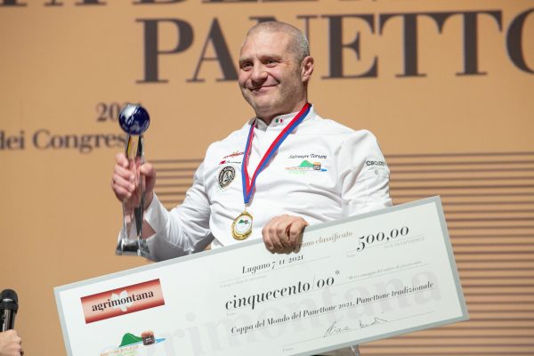 È Salvatore Tortora (Italia) il vincitore della Coppa del Mondo del Panettone tradizionale